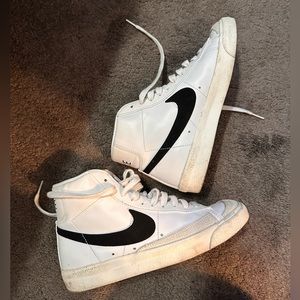 Nike blazers US 7 women white with black